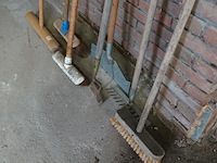 Diversen bezems, sneeuwschuiver, etc. - afbeelding 5 van  5