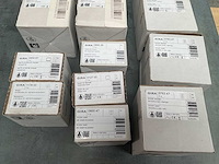 Diversen gira elektra materiaal - afbeelding 2 van  4