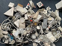 Diversen inbouwspots en elektramaterialen - afbeelding 3 van  4