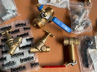 Diversen installatiematerialen uponor raminex - afbeelding 2 van  2