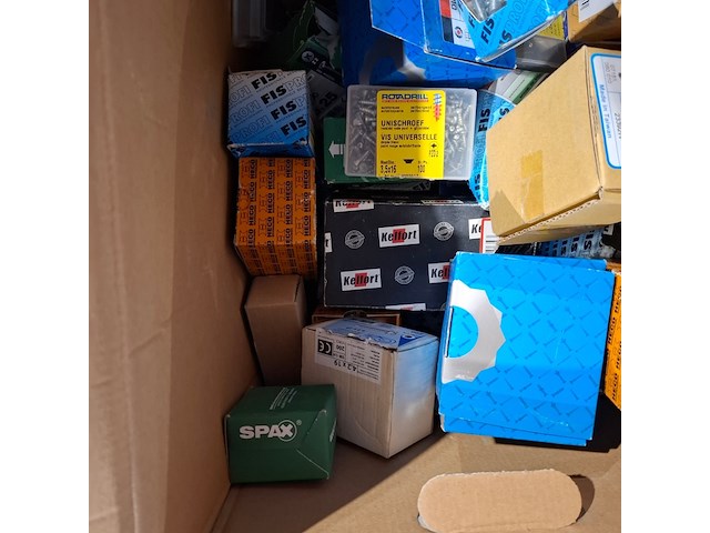 Diversen pluggen schroeven etc. - afbeelding 2 van  5