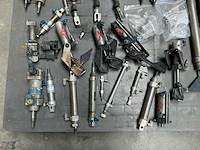 Diversen pneumatische gereedschappen - afbeelding 16 van  27
