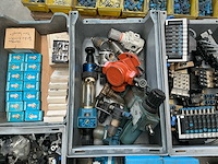 Diversen pneumatische gereedschappen - afbeelding 8 van  27