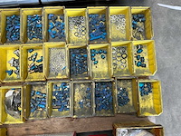 Diversen pneumatische gereedschappen - afbeelding 14 van  22