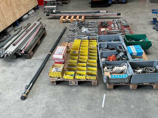 Diversen pneumatische gereedschappen - afbeelding 8 van  22