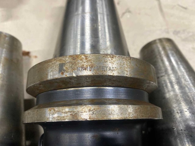 Diversen soorten en merken tool holders (34x) - afbeelding 10 van  11