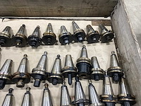 Diversen soorten en merken tool holders (34x) - afbeelding 4 van  11