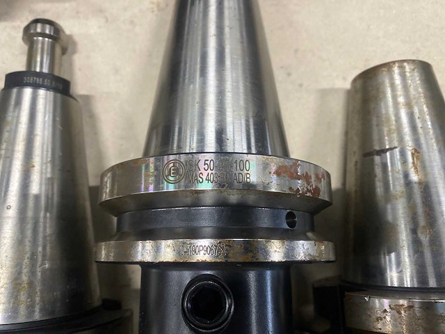 Diversen soorten en merken tool holders (34x) - afbeelding 6 van  11