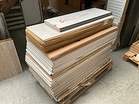 Diversen vloertegels circa 45m2 - afbeelding 3 van  3