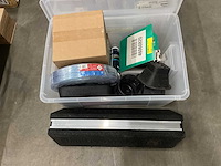 Diversen/ wilo diverse materiaal in kist - afbeelding 3 van  3