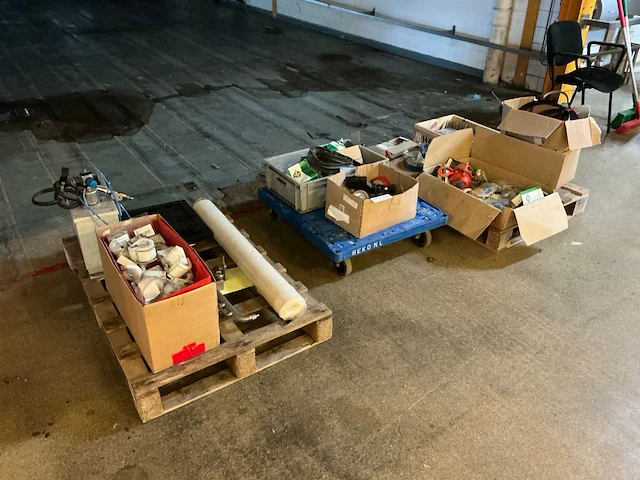 Diversen - afbeelding 1 van  13