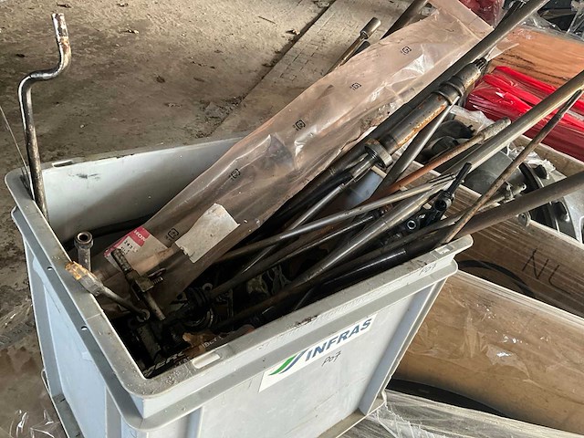 Diverser onderdelen - aandrijfassen - outboard motor - afbeelding 1 van  4