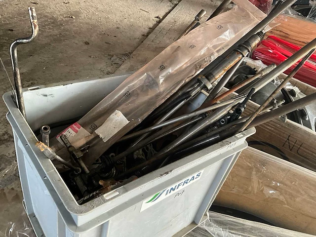 Diverser onderdelen - aandrijfassen - outboard motor - afbeelding 1 van  4