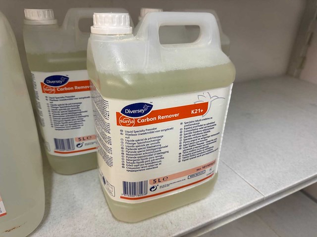 Diversey - carbon remover - inweekmiddel (5x) - afbeelding 3 van  3