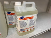 Diversey - carbon remover - inweekmiddel (5x) - afbeelding 3 van  3