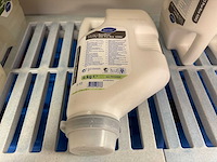 Diversey - clax revoflow oxi pur-eco - fles bleekmiddel voor gekleurd textiel (5x) - afbeelding 2 van  3