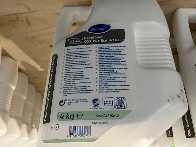 Diversey - clax revoflow oxi pur-eco - fles bleekmiddel voor gekleurd textiel (8x) - afbeelding 2 van  2