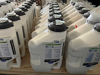 Diversey - clax revoflow oxi pur-eco - fles bleekmiddel voor gekleurd textiel (8x) - afbeelding 1 van  2