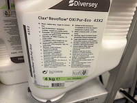 Diversey - clax revoflow oxi pur-eco - fles bleekmiddel voor gekleurd textiel (8x) - afbeelding 2 van  2