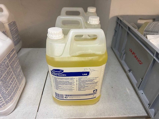 Diversey - combi+ - naglansmiddel (2x) - afbeelding 1 van  2