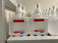 Diversey - fles handdesinfectiemiddel (10x) - afbeelding 2 van  2