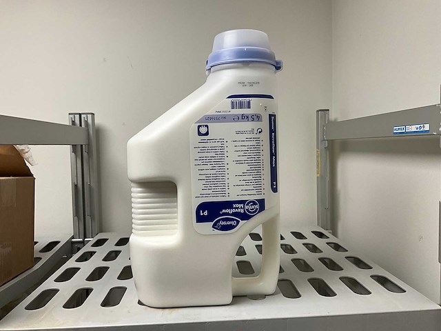 Diversey - fles machinaal vaatwasmiddel met bleekwerking (5x) - afbeelding 1 van  1