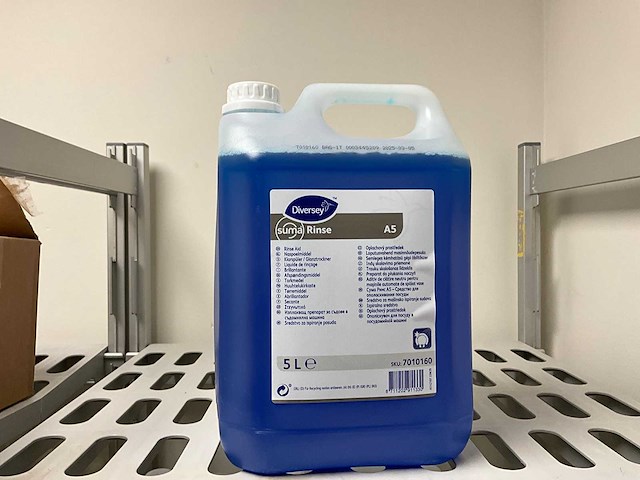 Diversey - fles naspoelmiddel (2x) - afbeelding 1 van  2