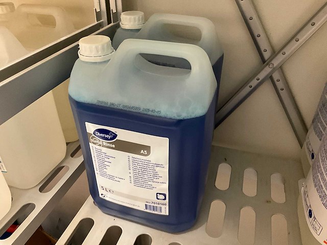 Diversey - fles naspoelmiddel (2x) - afbeelding 2 van  2