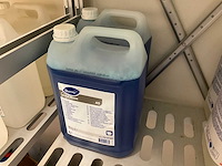Diversey - fles naspoelmiddel (2x) - afbeelding 2 van  2