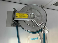 Diversey - j2000 rvs - haspelinstallatie met slang met doseersysteem