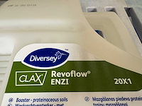 Diversey - revoflow enzi - fles waskracht versterker met enzymen (8x) - afbeelding 3 van  3