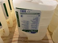 Diversey - revoflow enzi - waskrachtversterker met enzymen (12x) - afbeelding 2 van  2