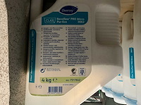 Diversey - revoflow pro micro - hoofdwasmiddel (8x) - afbeelding 2 van  3
