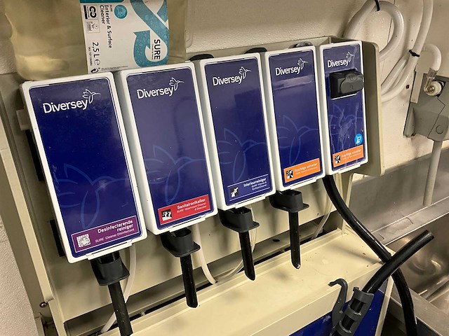 Diversey - s848861012 - zeep doseersysteem - afbeelding 2 van  5