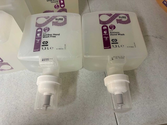 Diversey - sure - handzeep (8x) - afbeelding 2 van  2