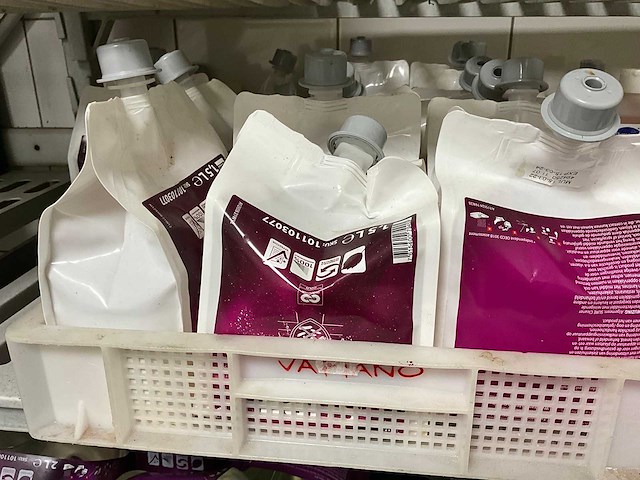 Diversey - sure cleaner disinfectant (20x) - afbeelding 2 van  2