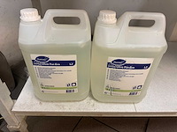 Diversey - ultra pur-eco - machinaal vaatwasmiddel (2x) - afbeelding 1 van  2