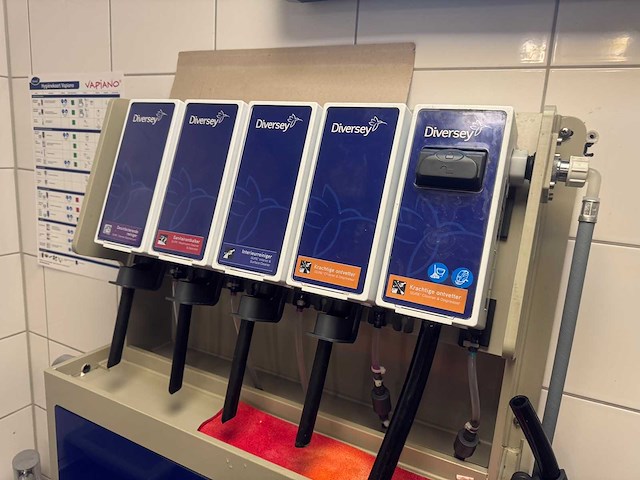 Diversey - zeepdoseersysteem - afbeelding 3 van  3