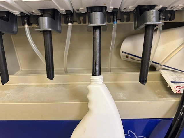 Diversey - zeepdoseersysteem - afbeelding 4 van  5