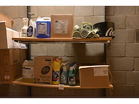 Diversey / dr. becker / glorix partij diverse hygiene benodigdheden - afbeelding 1 van  8
