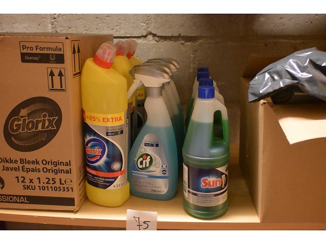 Diversey / dr. becker / glorix partij diverse hygiene benodigdheden - afbeelding 7 van  8