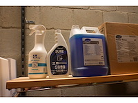 Diversey / dr. becker / glorix partij diverse hygiene benodigdheden - afbeelding 4 van  8