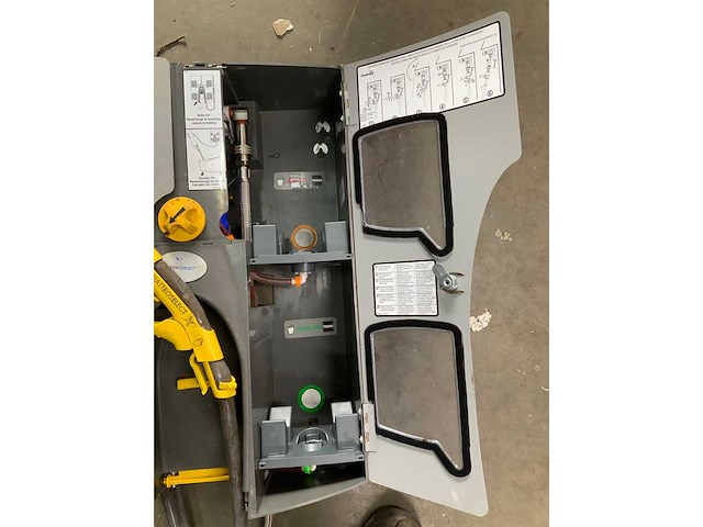 Diversey quattro select pouch air g ap cw doseerunit - afbeelding 3 van  4