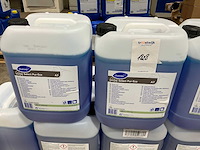 Diversey select pur-eco reinigingsmiddel (10x) - afbeelding 2 van  2