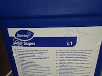 Diversey suma super machinaal vaatwasmiddel - afbeelding 2 van  2