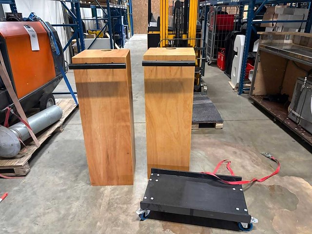 Dj zuilen - afbeelding 2 van  3