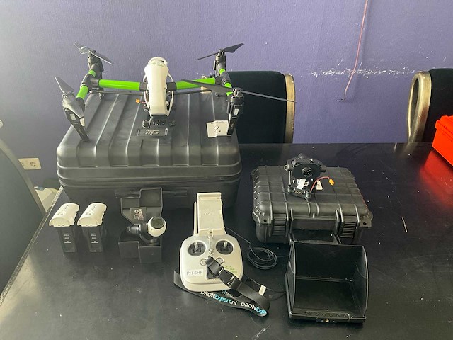 Dji inspire 1 pro t601 drone met warmtebeeld camera - afbeelding 1 van  12