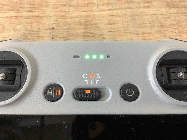 Dji mavic 3 classic drone afstandsbediening - afbeelding 6 van  8