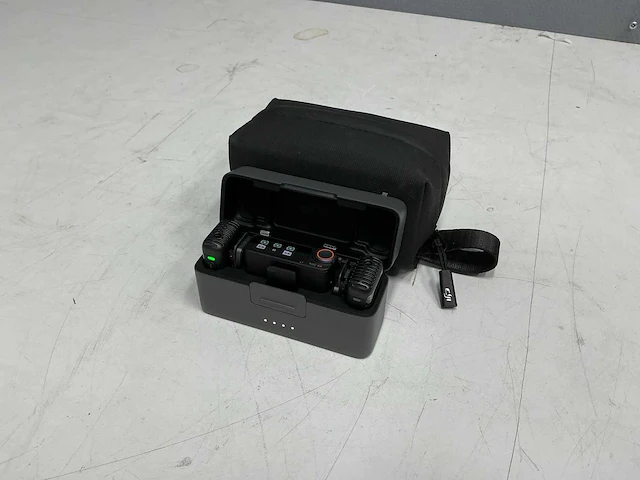 Dji mic - dmc02 - draadloos microfoonsysteem - afbeelding 1 van  9