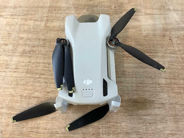 Dji mini 3 drone - afbeelding 7 van  9